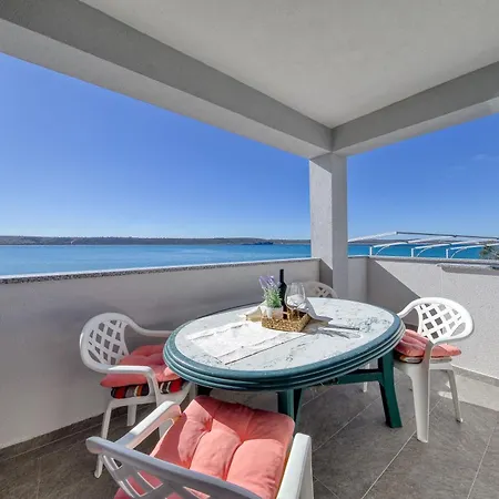 Gazic, No 1 * זאדאר